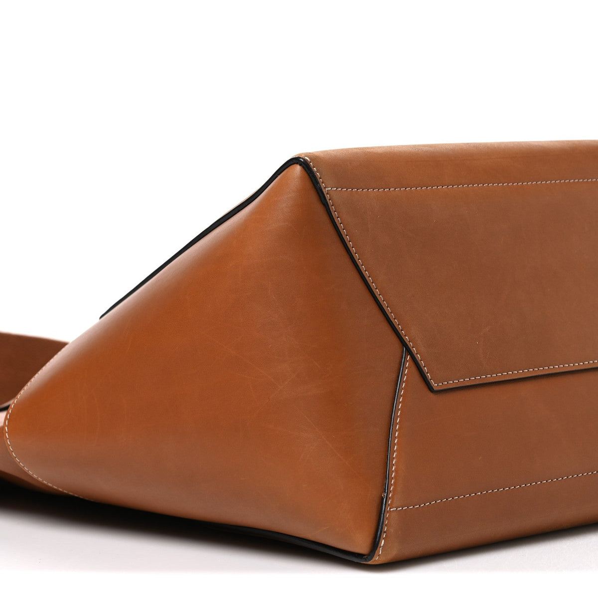 Natural Calfskin Seau Sangle Bucket Bag Tan