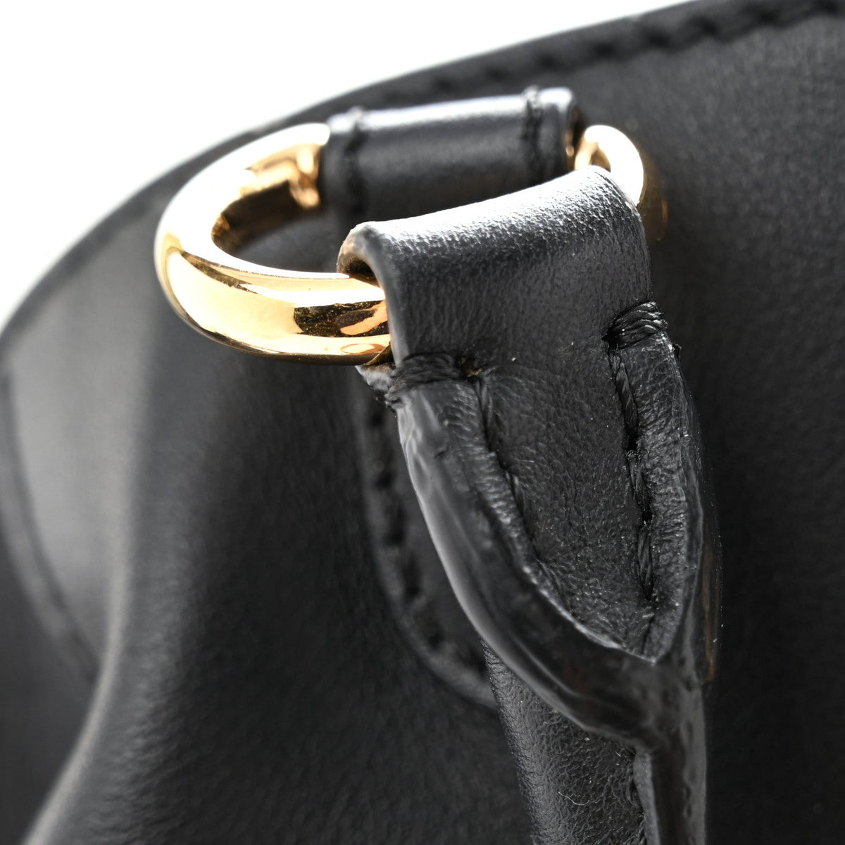 Vitello Grace King Karligraphy Chain Bucket Bag  Black Bisquit
