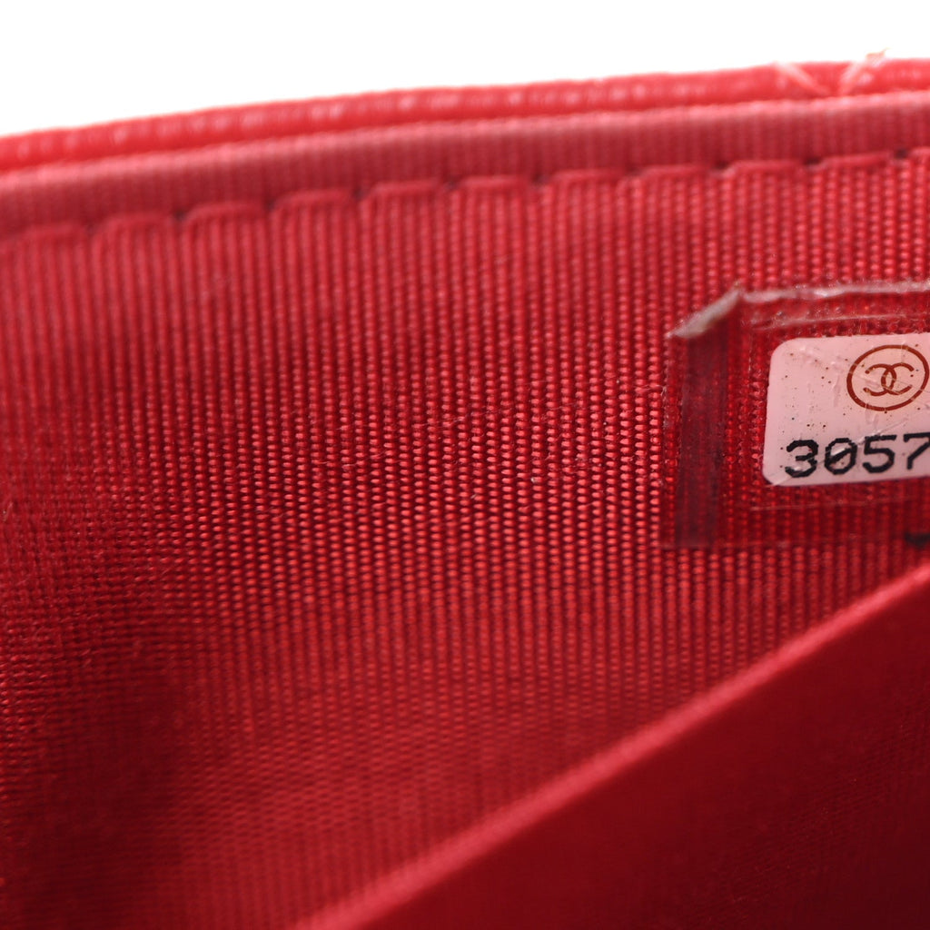 Shiny Lambskin Quilted Extra Mini Flap Red