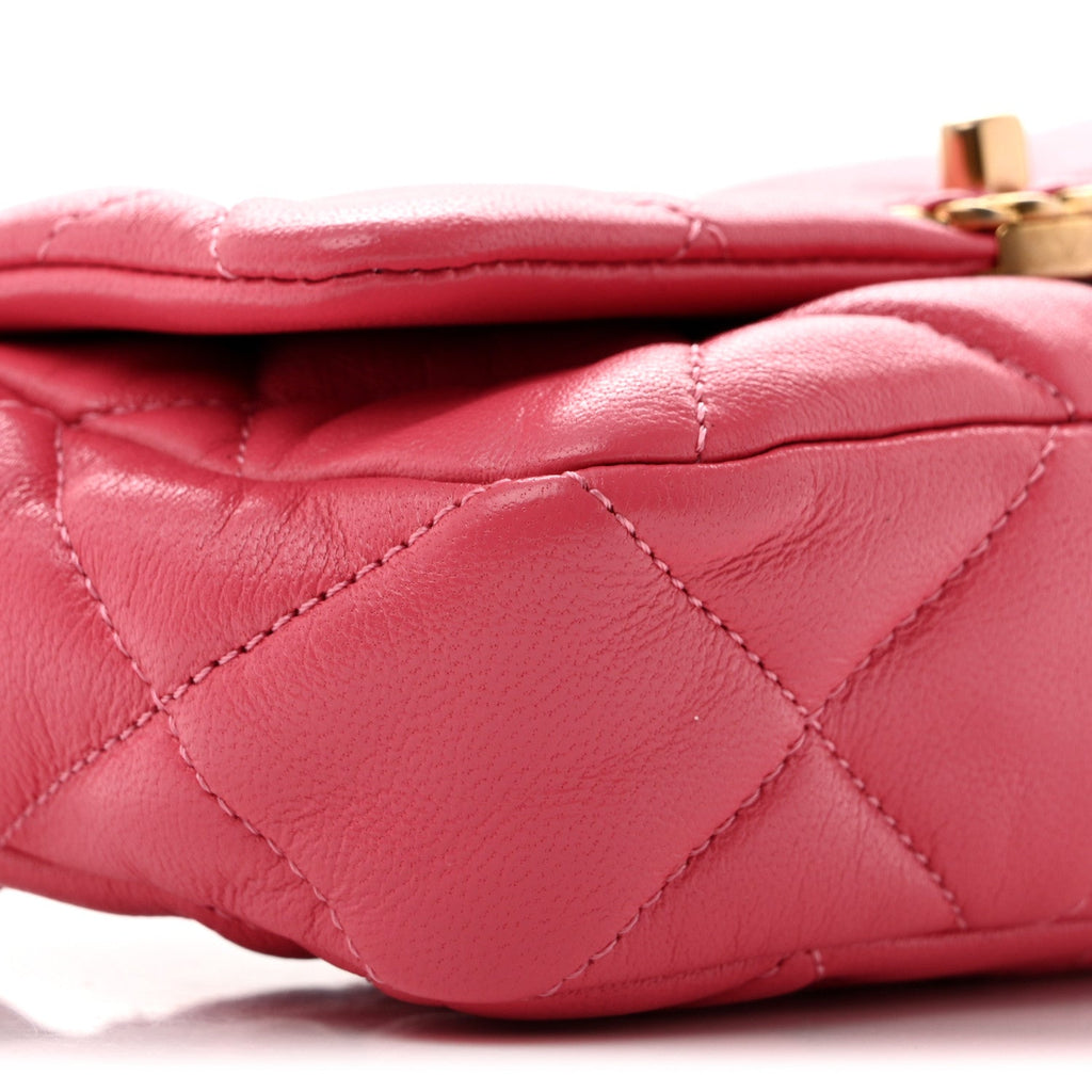 Lambskin Quilted Chanel 19 Waist Bag Pink