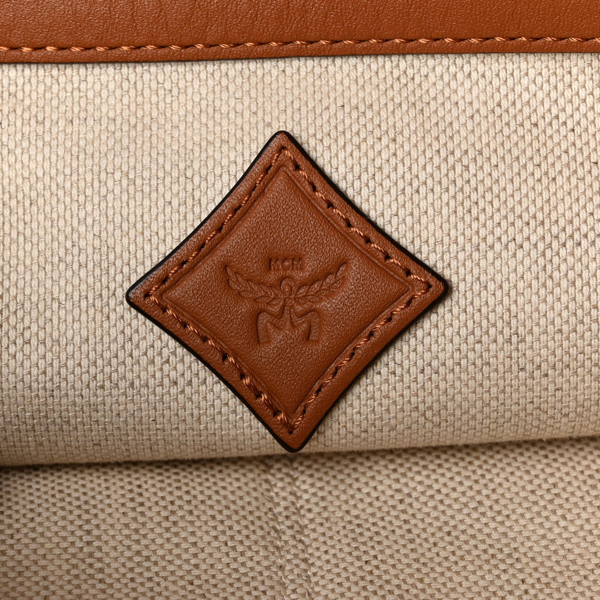 Lauretos Calfskin Medium Himmel Drawstring Backpack Cognac