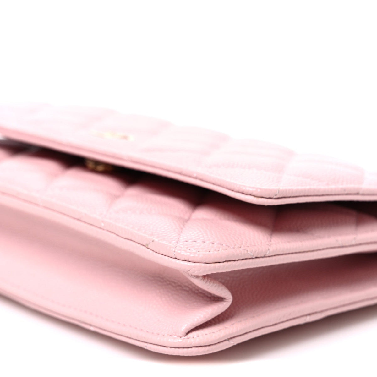 Caviar Quilted Wallet on Chain WOC Light Pink