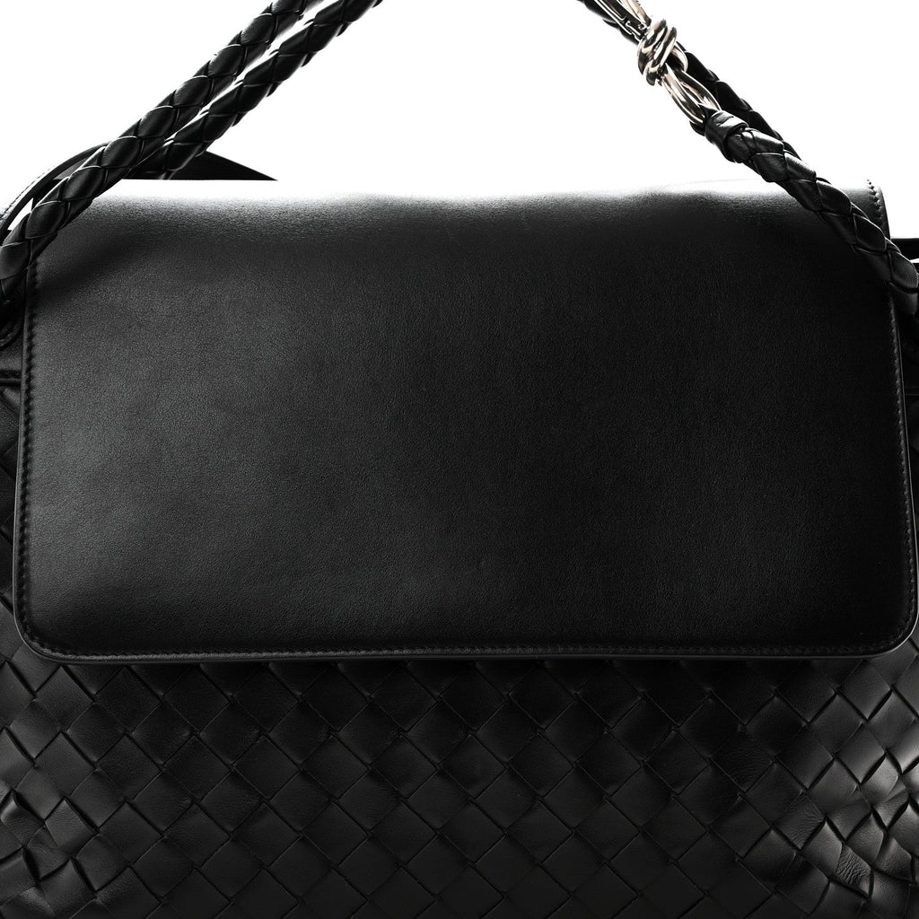 Calfskin Intrecciato Medium Andiamo Messenger Bag Black