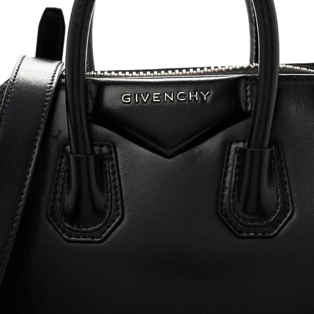 Shiny Lord Calfskin Mini Antigona Black