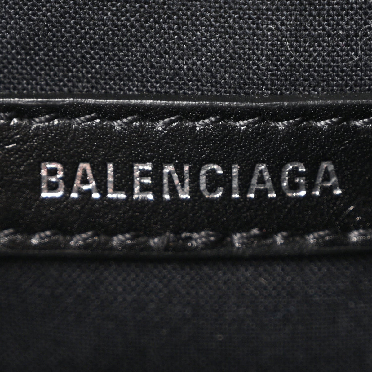 Nappa Calfskin Quilted Touch B Bucket Bag Black