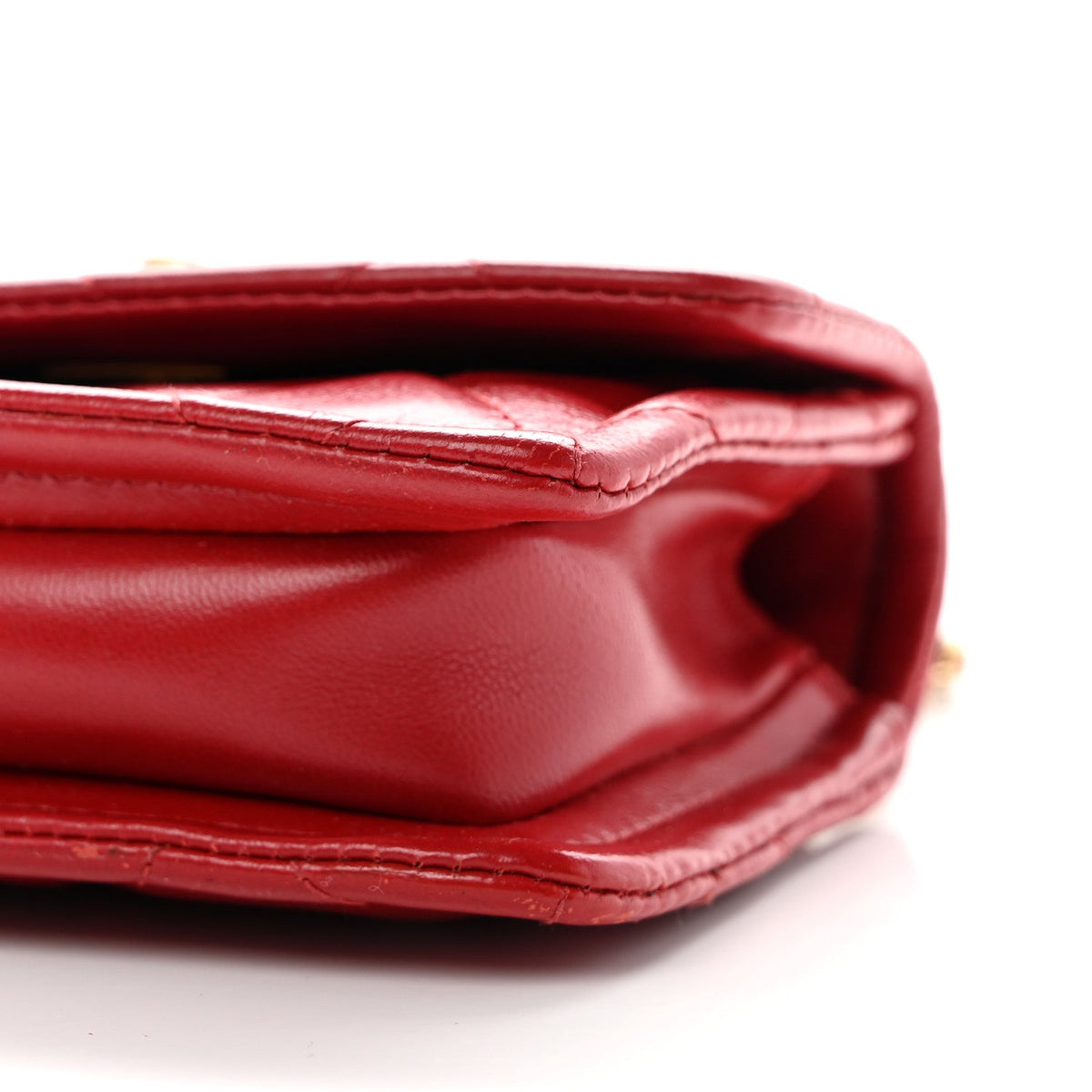 Shiny Lambskin Quilted Extra Mini Flap Red