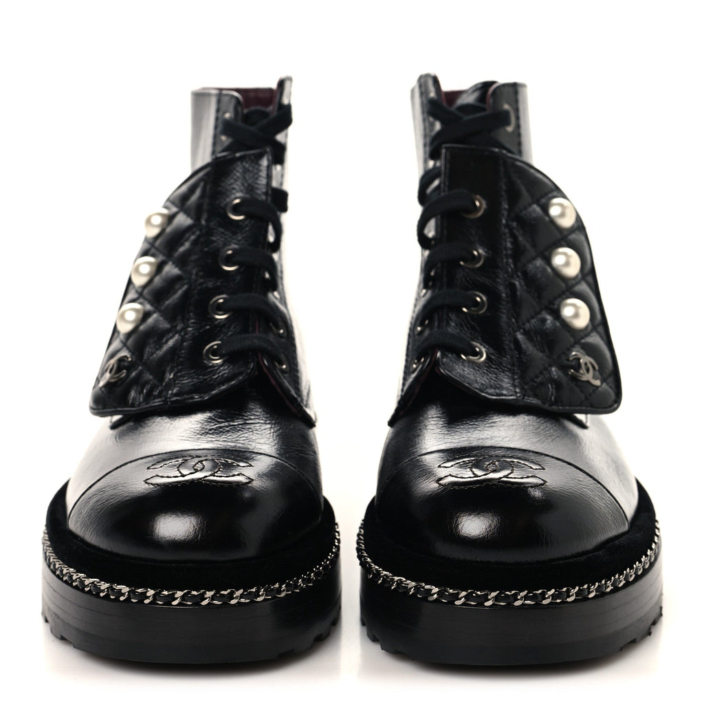 Crackled Calfskin Velvet Pearl Combat Short Boots 36 Black