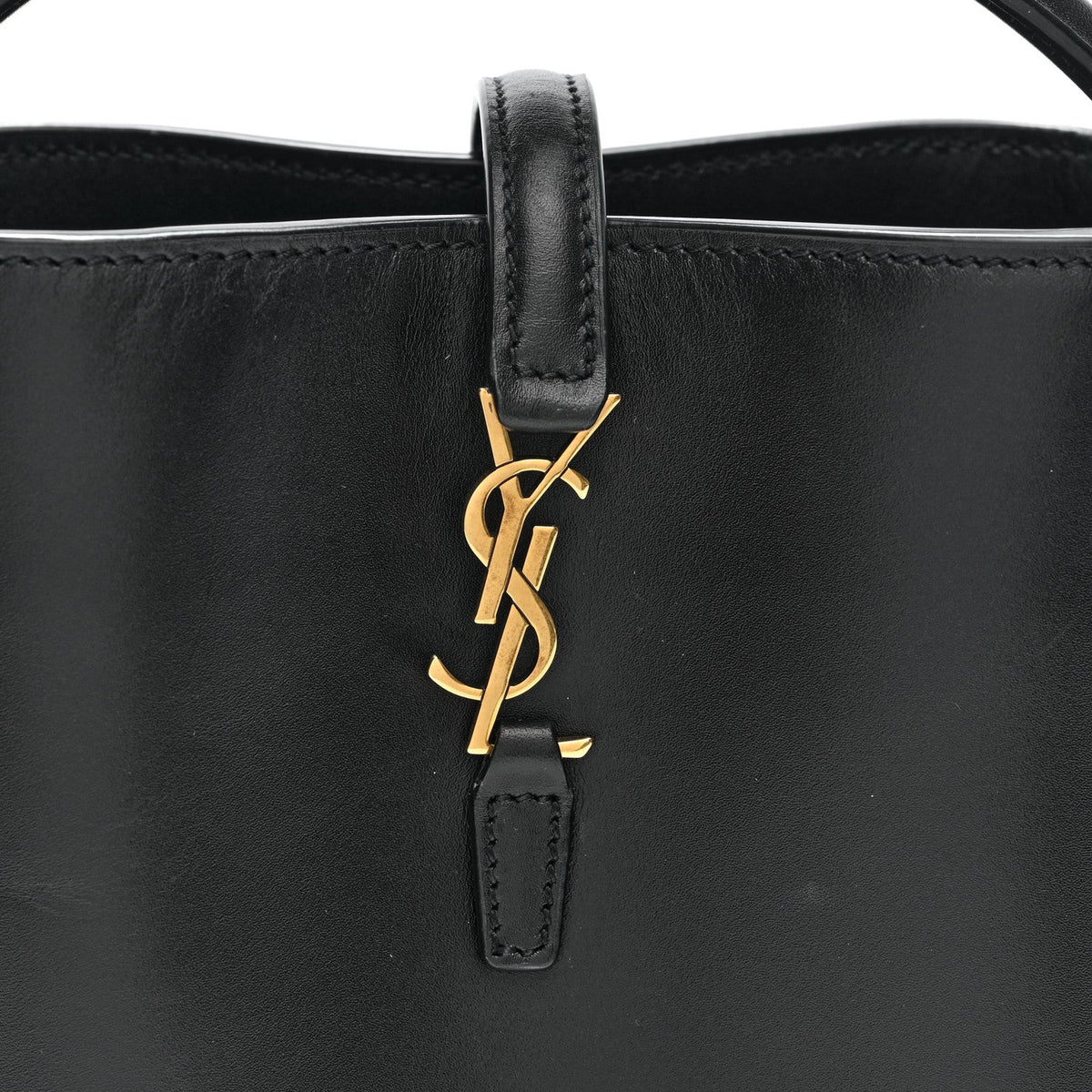 Shiny Calfskin Le 37 Mini Bucket Bag Black