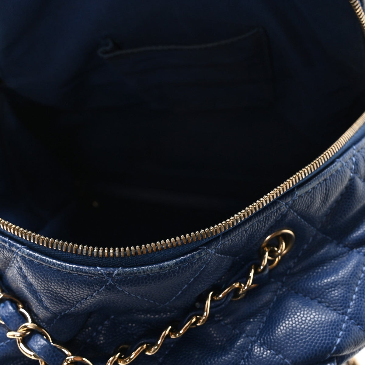 Caviar Quilted Large CC Day Backpack Blue