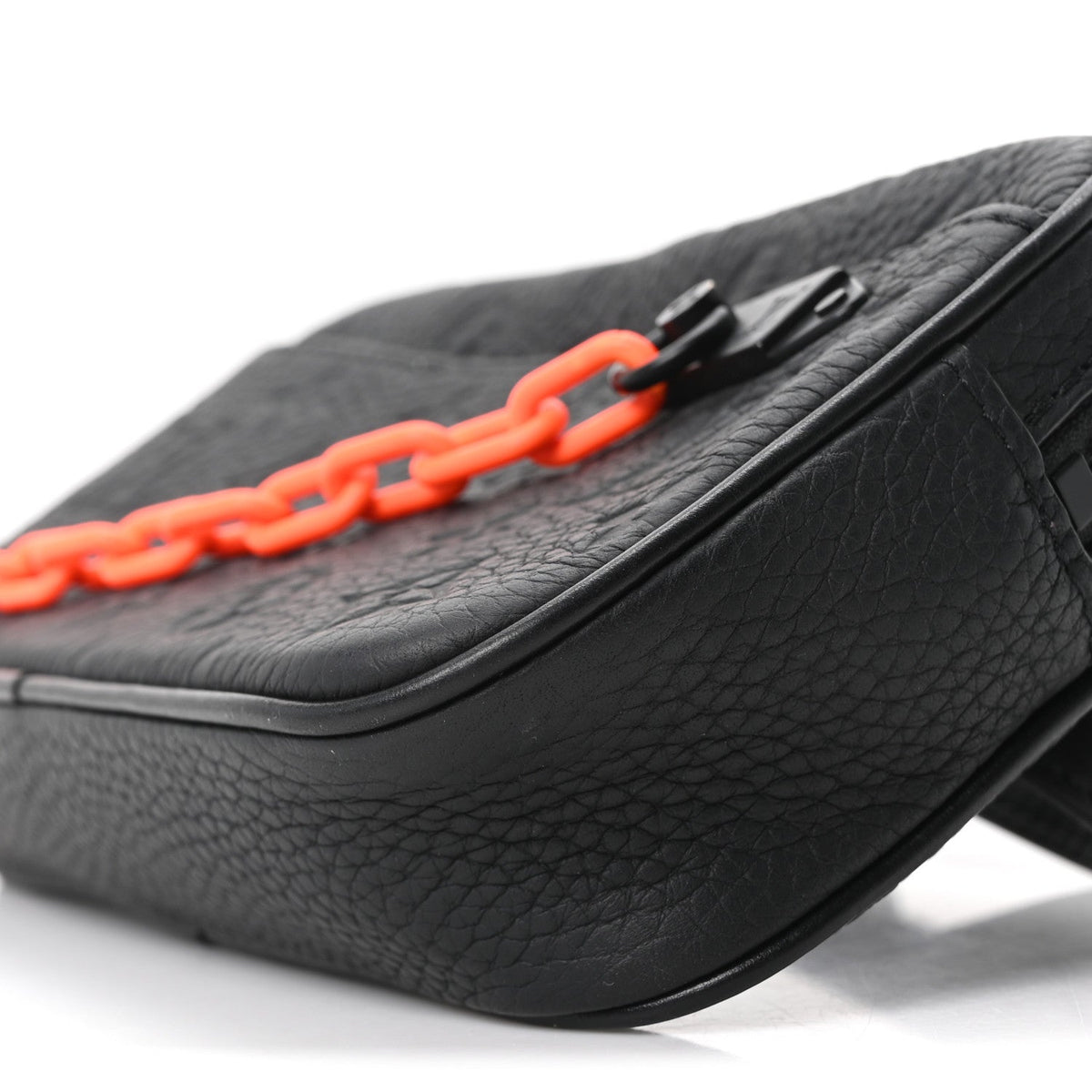 Taurillon Monogram Uniformes Solar Ray Soft Pochette Volga Belt Bag Black