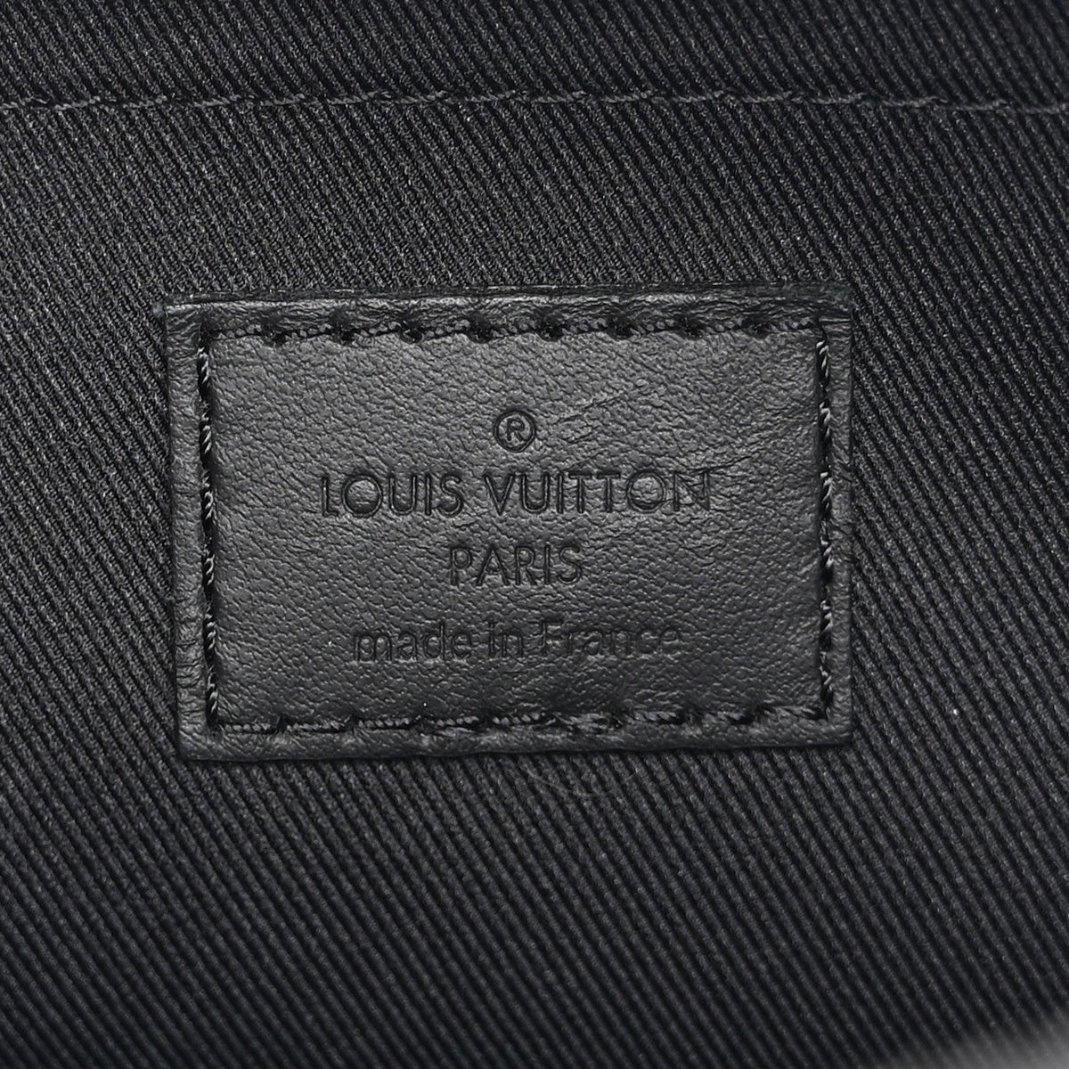 Taurillon Monogram S Lock Messenger Black