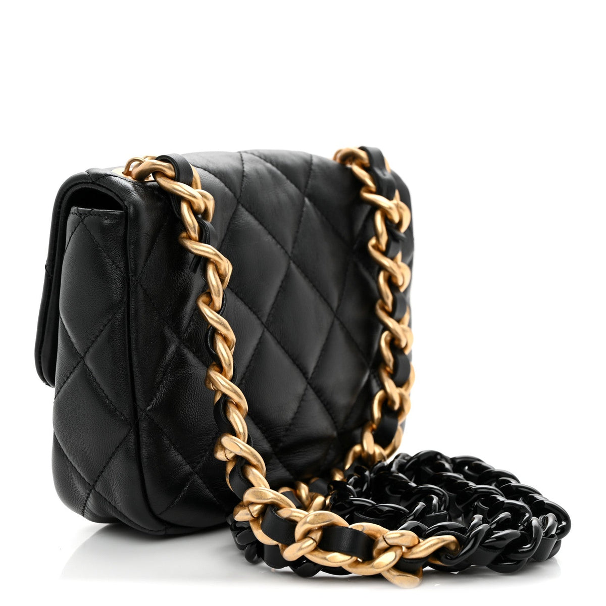 Lambskin Quilted Mini Lacquered Chain Flap Black