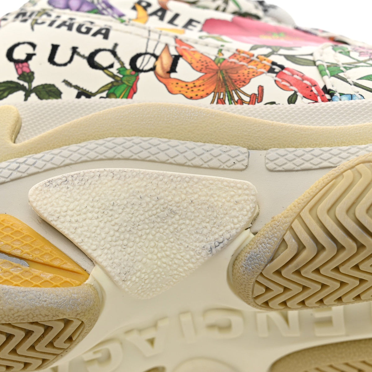 X GUCCI Fabric Allover Logo Flora Print Womens Triple S Sneakers 37 Multicolor White
