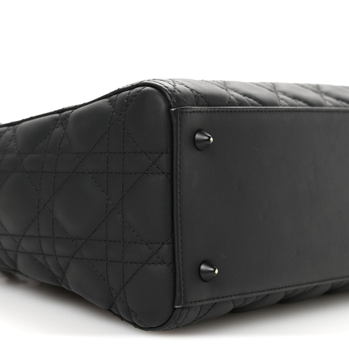 Ultra Matte Calfskin Cannage Medium Lady Dior Black