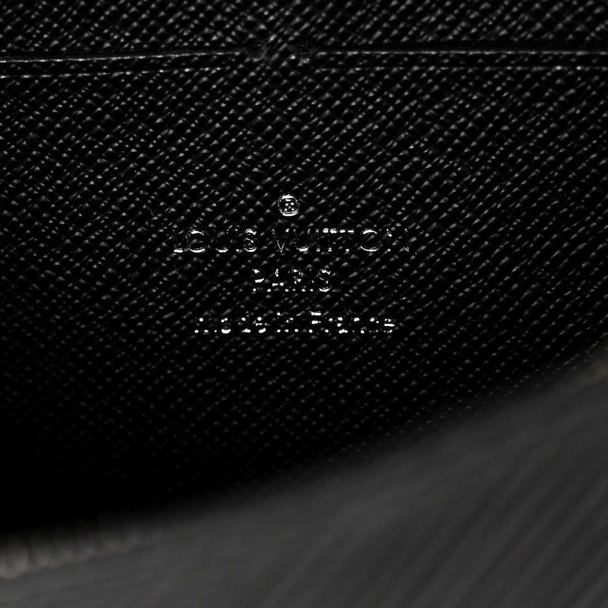 Epi Twist Belt Chain Wallet Black