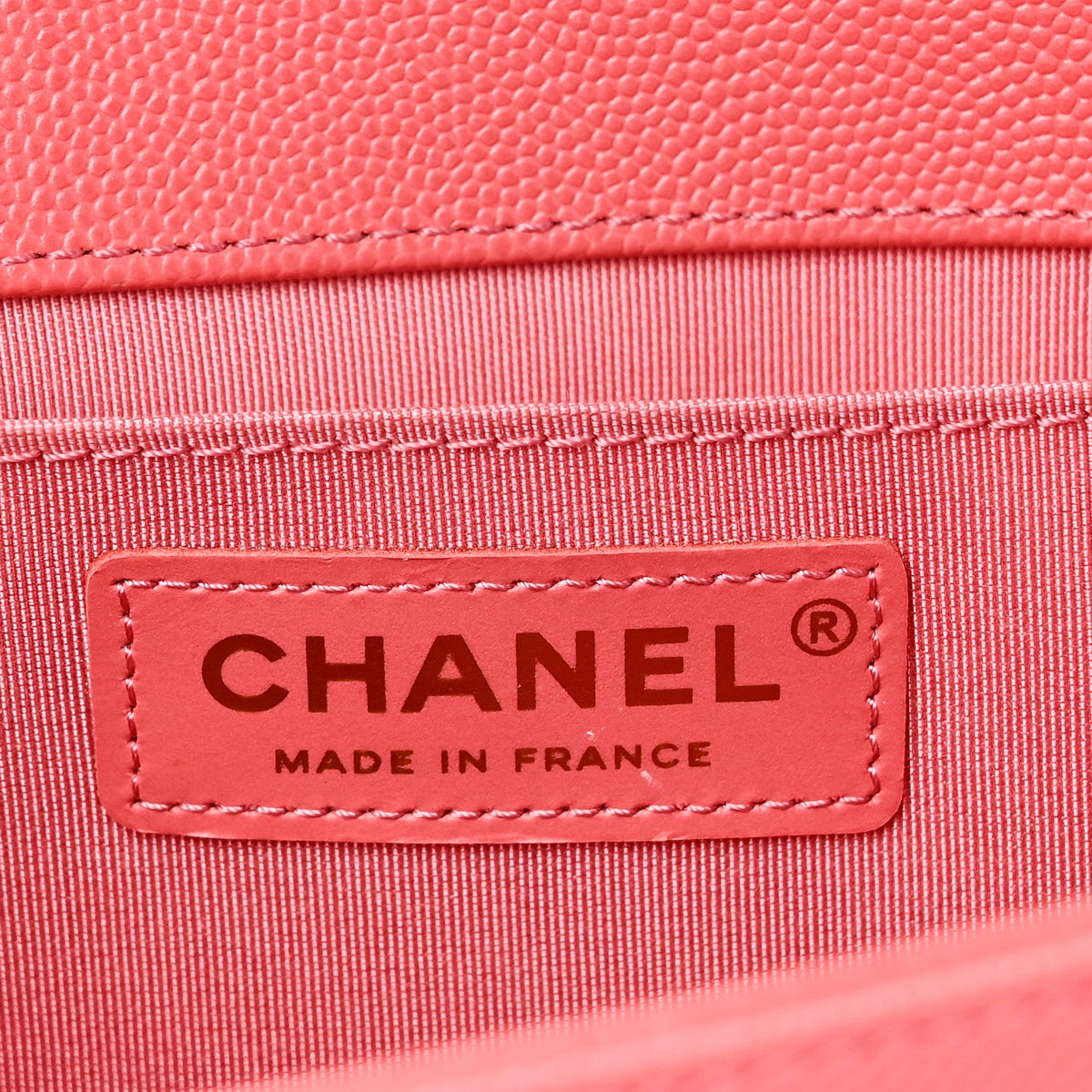 Caviar Quilted Medium Boy Flap Coral