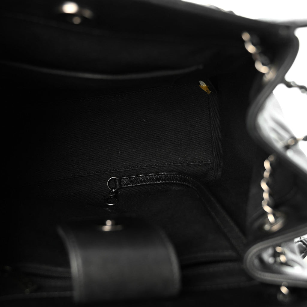 Caviar Quilted Medium CC Bucket Bag Black