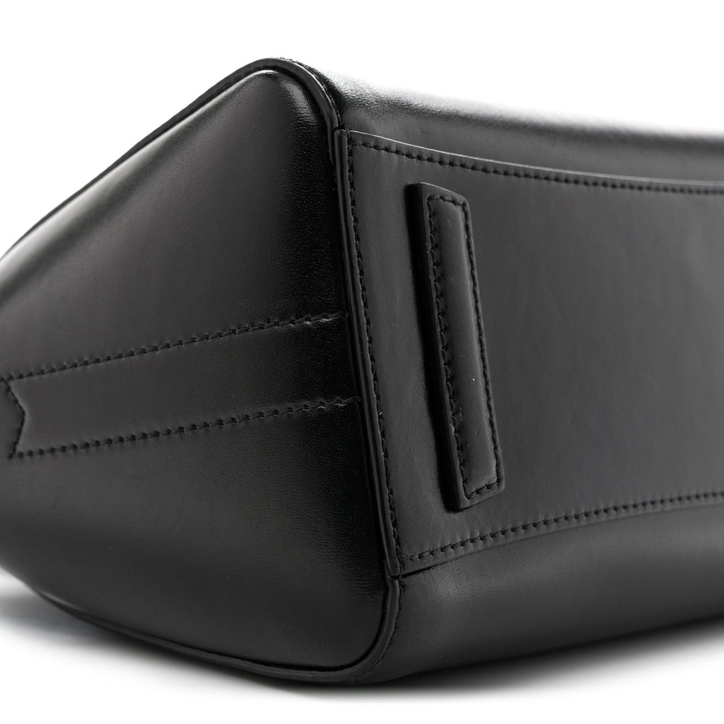 Shiny Lord Calfskin Mini Antigona Black