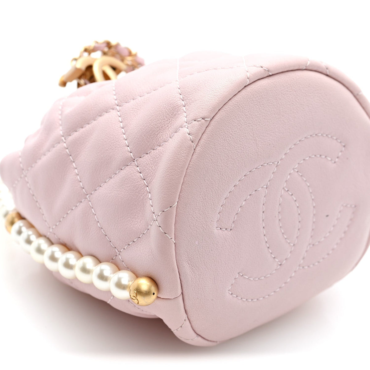 Calfskin Quilted Pearl Mini About Pearls Drawstring Bucket Light Pink