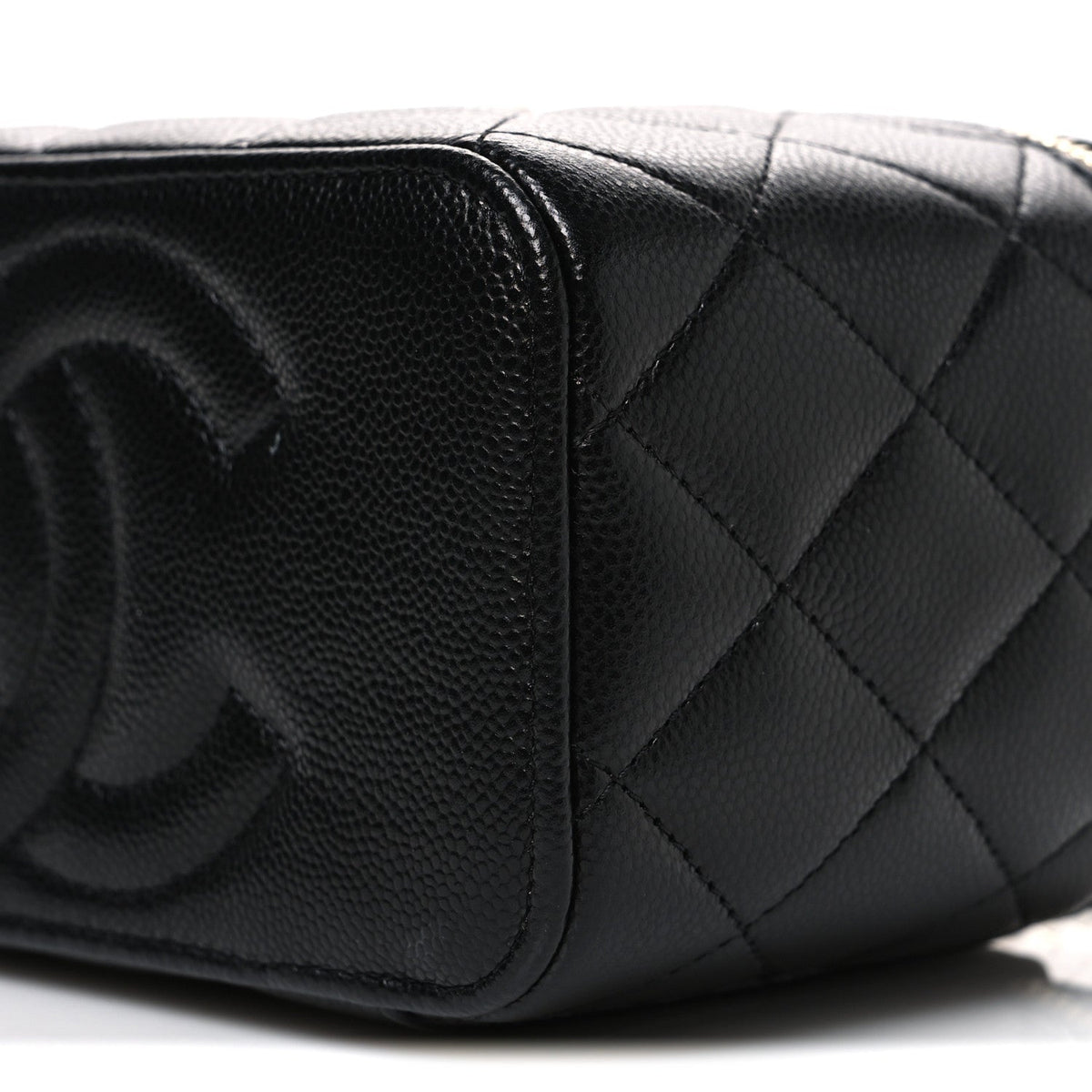 Caviar Quilted Small Vanity Case With Chain Black