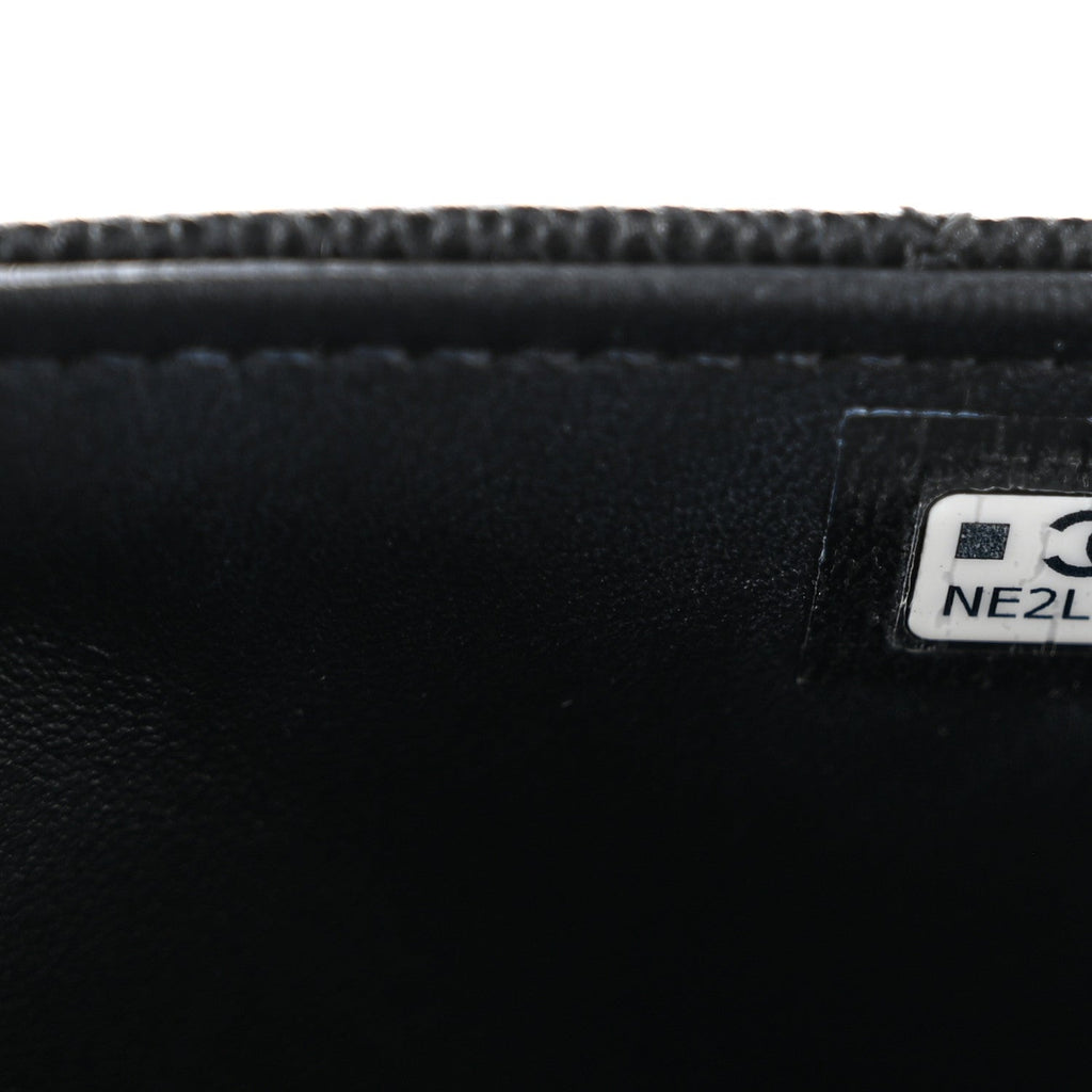 Caviar Quilted Retro Mini Twist Top Handle Clutch Flap Black