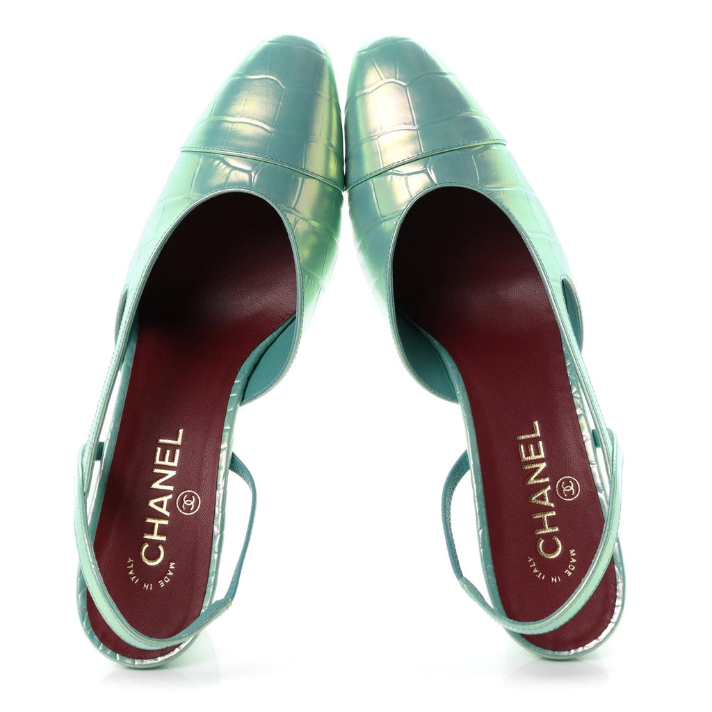 Iridecent Calfskin Crocodile Embossed CC Cap Toe CC Slingback Pumps 41 Green