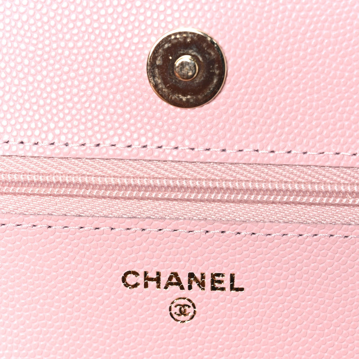 Caviar Quilted Wallet on Chain WOC Light Pink