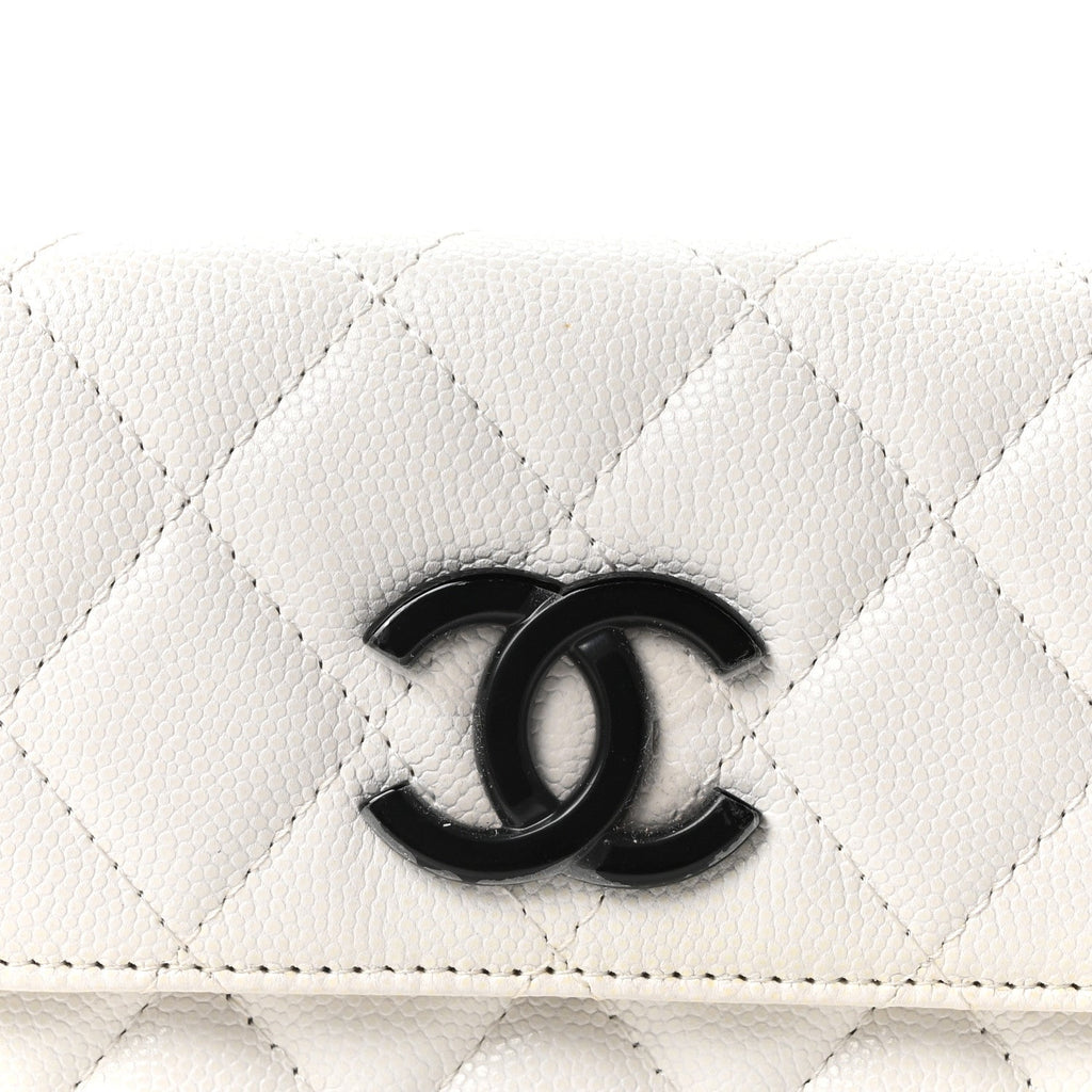Caviar Quilted My Everything Belt Flap Card Holder White