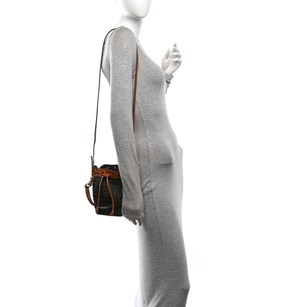 Canvas Vitello King F is Fendi FF Embroidered Mini Mon Tresor Bucket Bag Amazzonia Cuoio