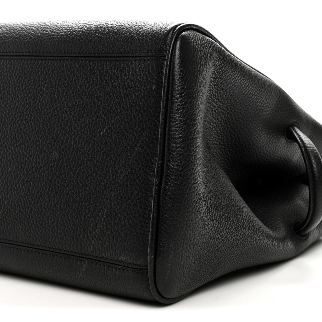 Grained Calfskin Le Turismo Black