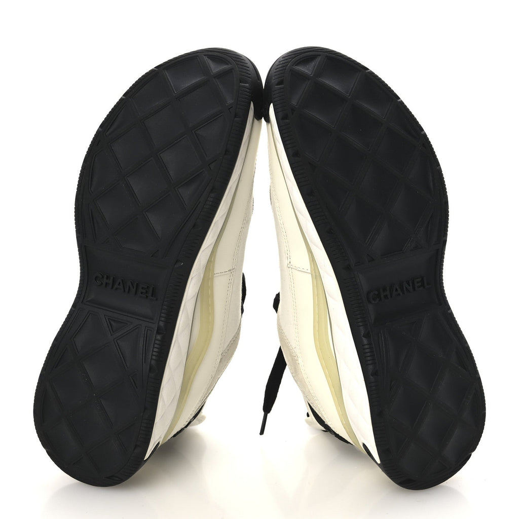 Velvet Calfskin Mixed Fibers CC Sneakers 38.5 Ivory Black