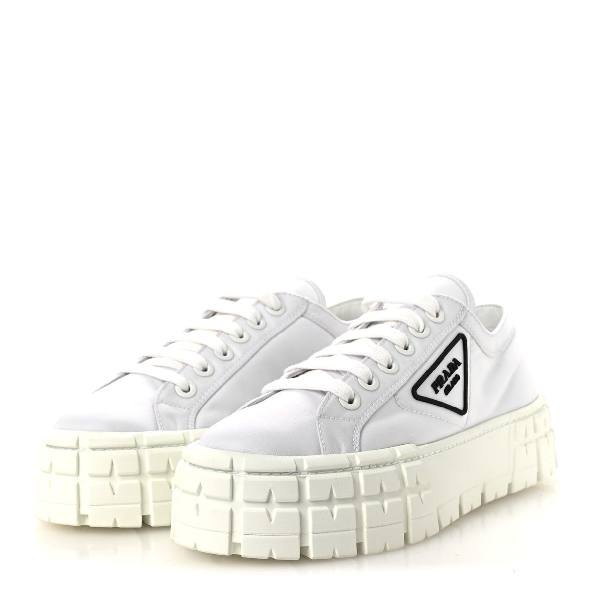 Re-Nylon Gabardine Triangle Logo Double Wheel 50mm Sneakers 40 White