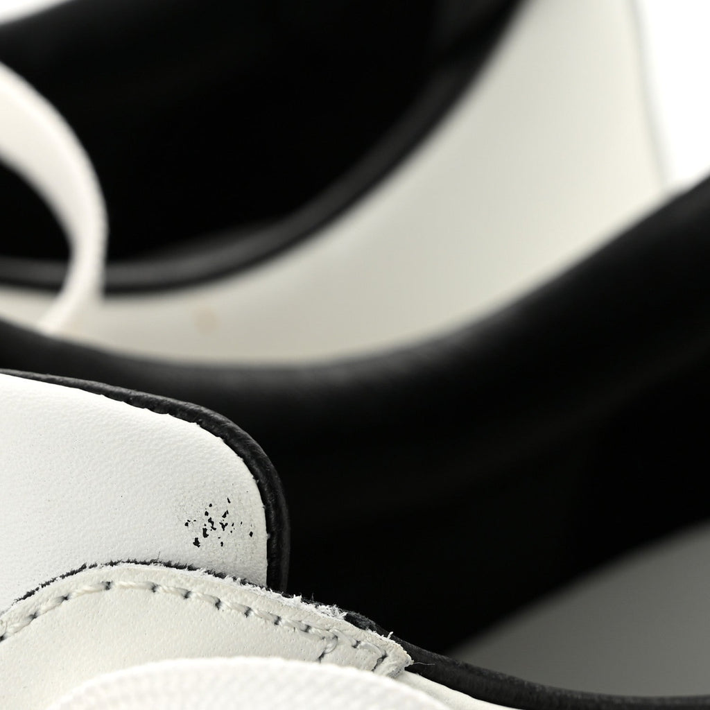 Calfskin Mens CC Sneakers 41 White