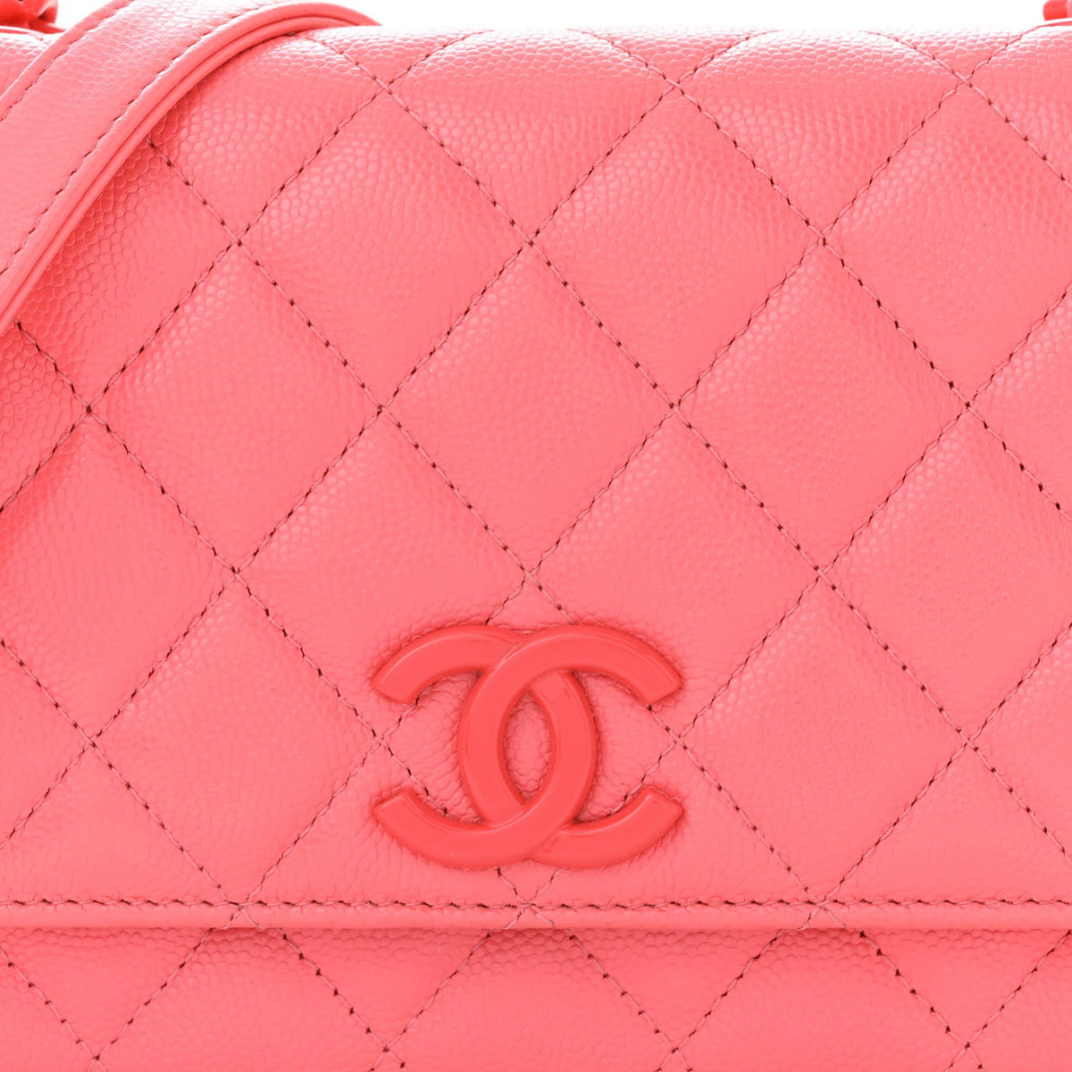 Caviar Quilted My Everything Wallet On Chain WOC Dark Coral