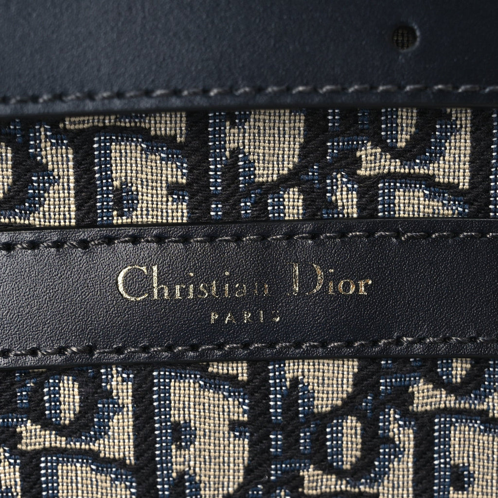 Oblique Calfskin Medium C'est Dior Bucket Bag Blue