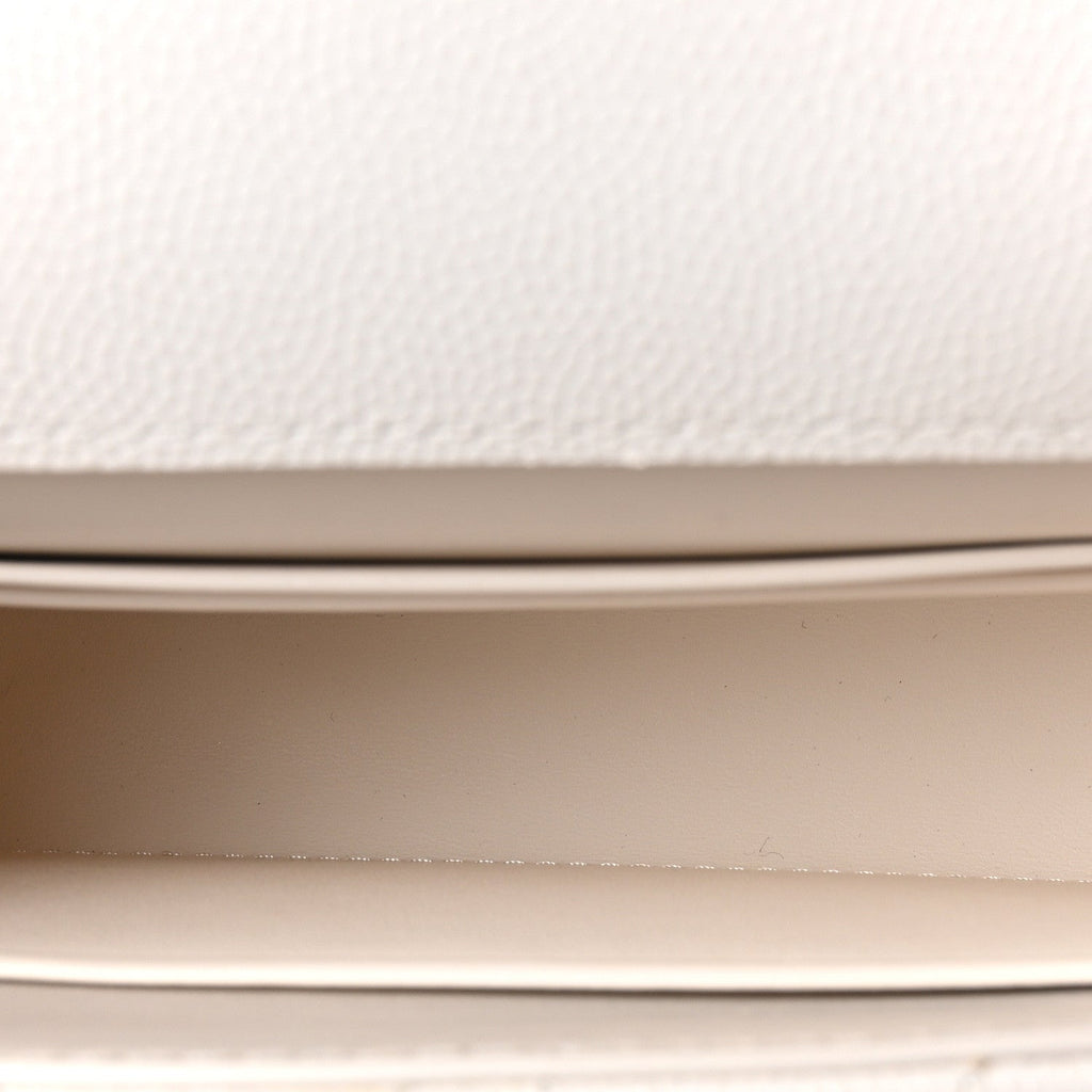 Caviar Quilted Coco Handle Clutch With Chain White