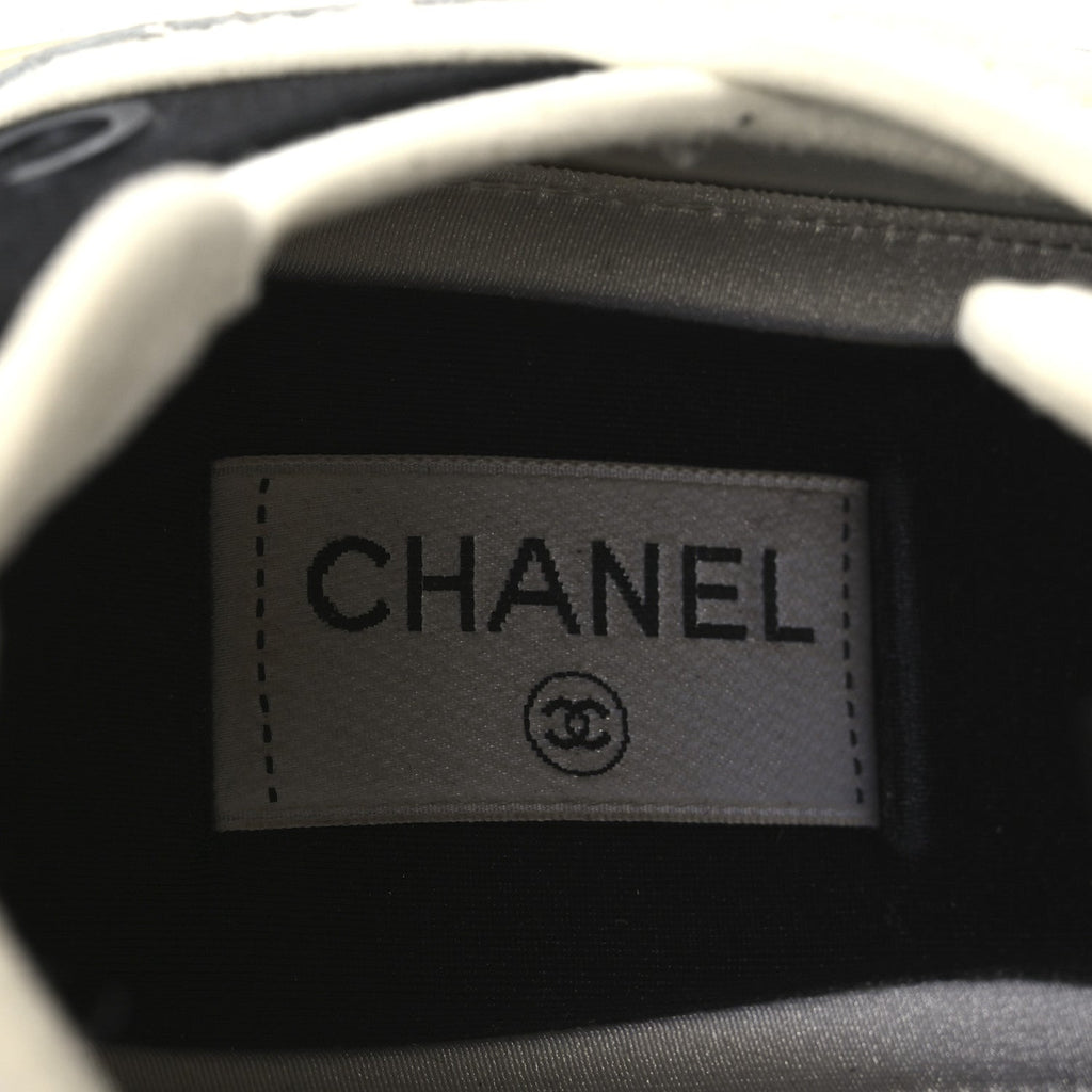 Velvet Calfskin Mixed Fibers CC Sneakers 38.5 Ivory Black