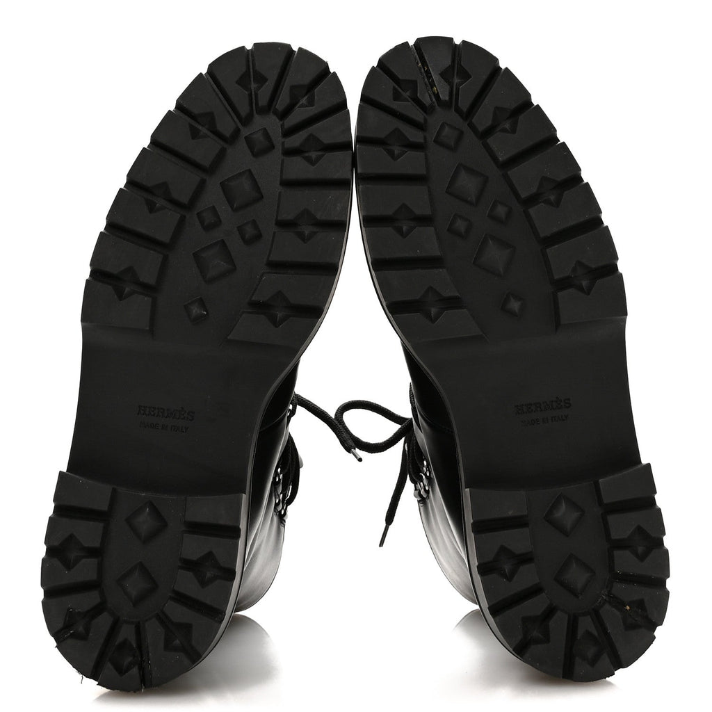 Calfskin Land Ankle Boots 38 Black