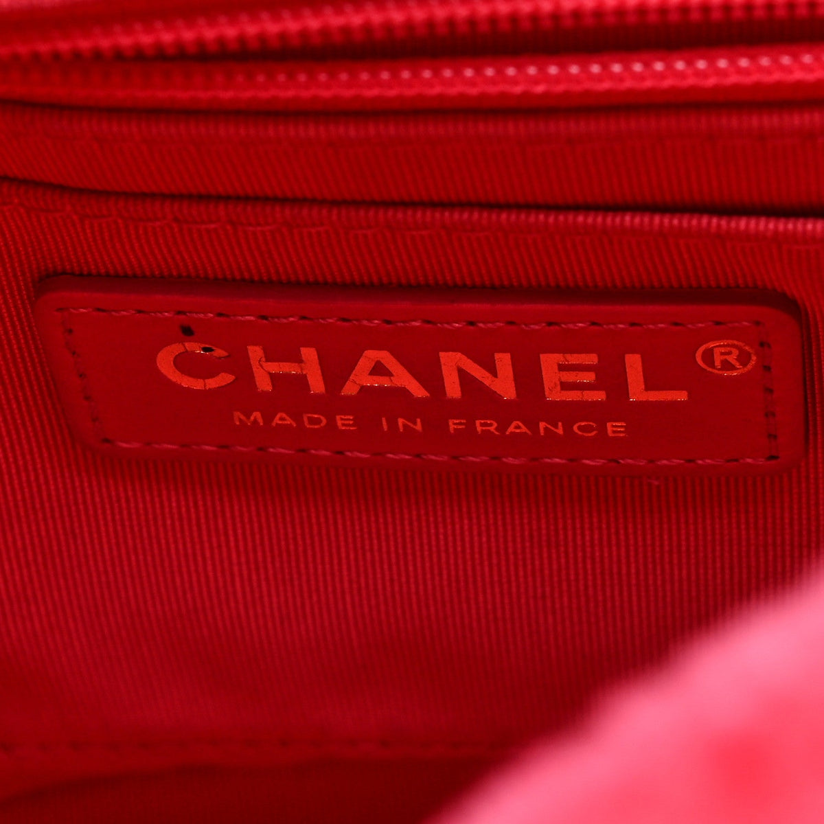Shearling Quilted Bucket Bag Fuchsia