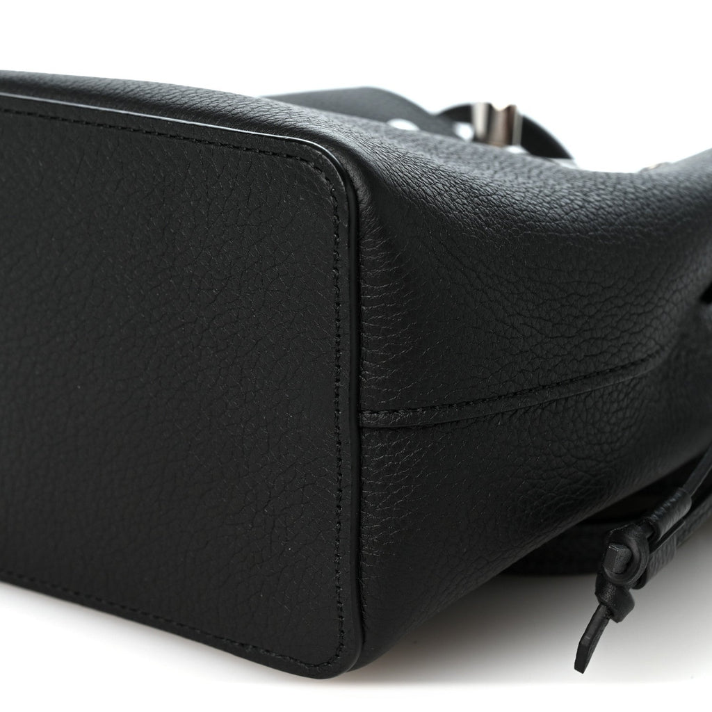Calfskin Nano Lockme Bucket Black